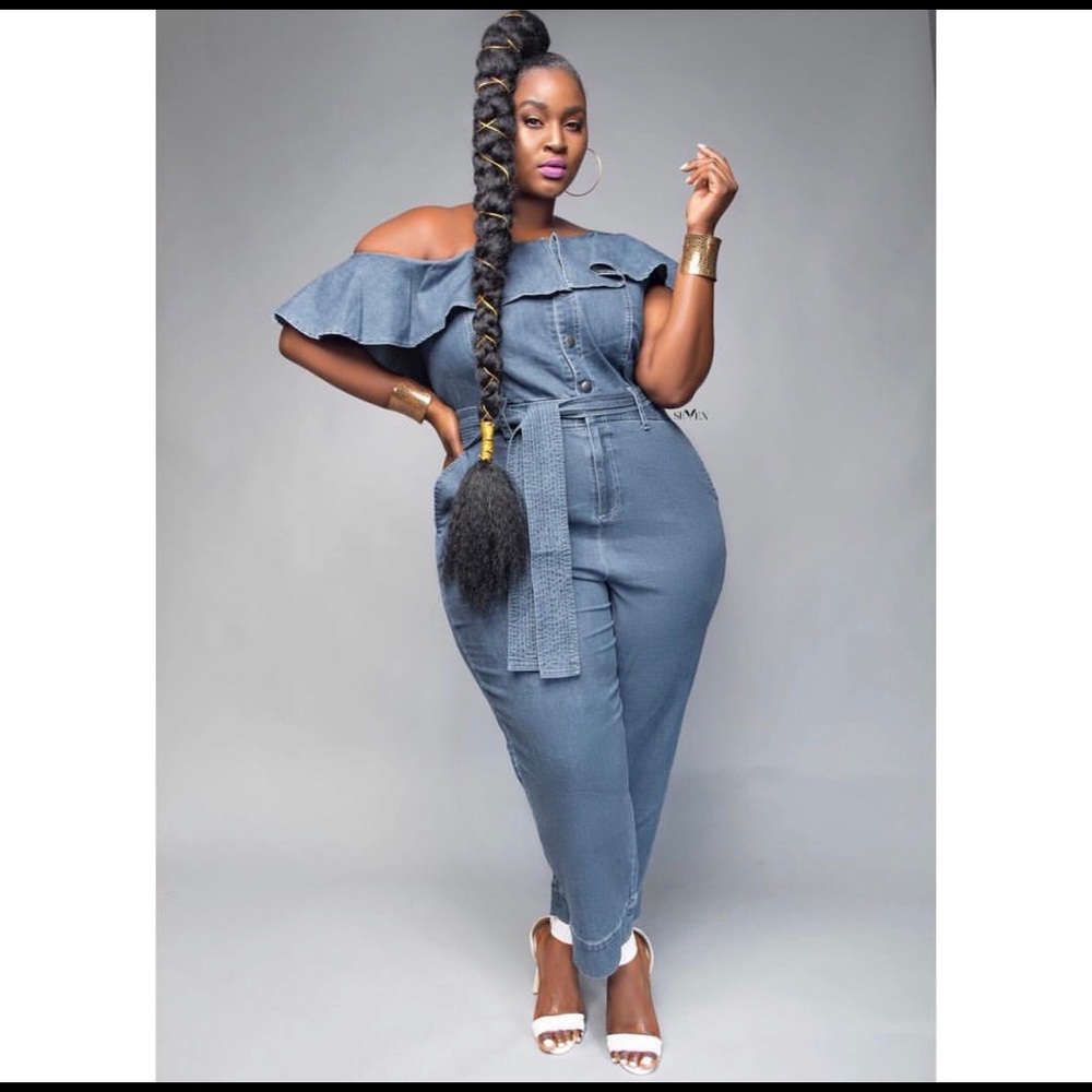 (Worn once for photo shoot) Jean Jumper